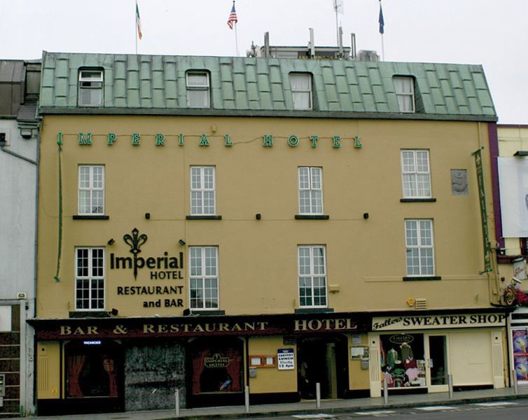 Imperial Hotel Голуэй Экстерьер фото